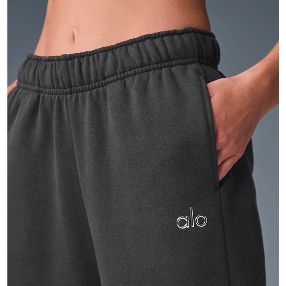 Alo Yoga Accolade sweatpants in Anthrocite BNWT, size Small - Picture 10 of 11